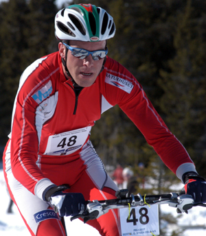 Anders Aukland p&aring; den vanskelige sykkeldelen