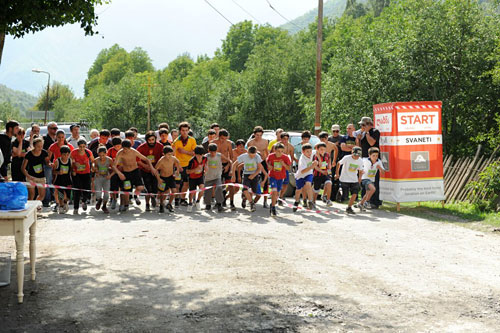 Starten har g&aring;tt for &aring;rets BechUp. Arrang&oslash;rfoto.