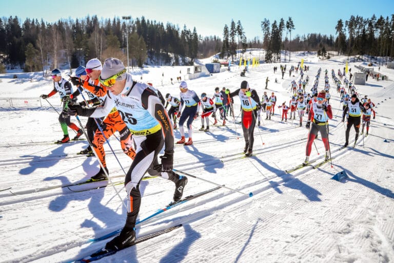 Samanta Krampe And Toms Veits Win Latloppet