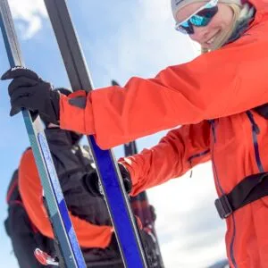 кожаная лыжа