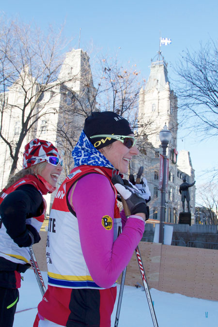 Crawford och Gaiazova kollar in banan. FOTO: Arnautovitch/NordicFocus.