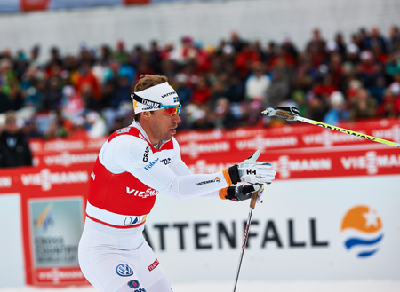 En ny stav till Emil. Men d&aring; var det redan k&ouml;rt. FOTO: Felgenhauer/NordicFocus.