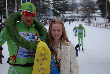 Jerry han med segerfoto innan Jörgen och Dan passerade mållinjen. FOTO: Johan Trygg. Jerry han med segerfoto innan Jörgen och Dan passerade mållinjen. FOTO: Johan Trygg.