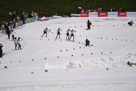 30 grader varmt men fina f&ouml;rh&aring;llanden f&ouml;r skidsprint.