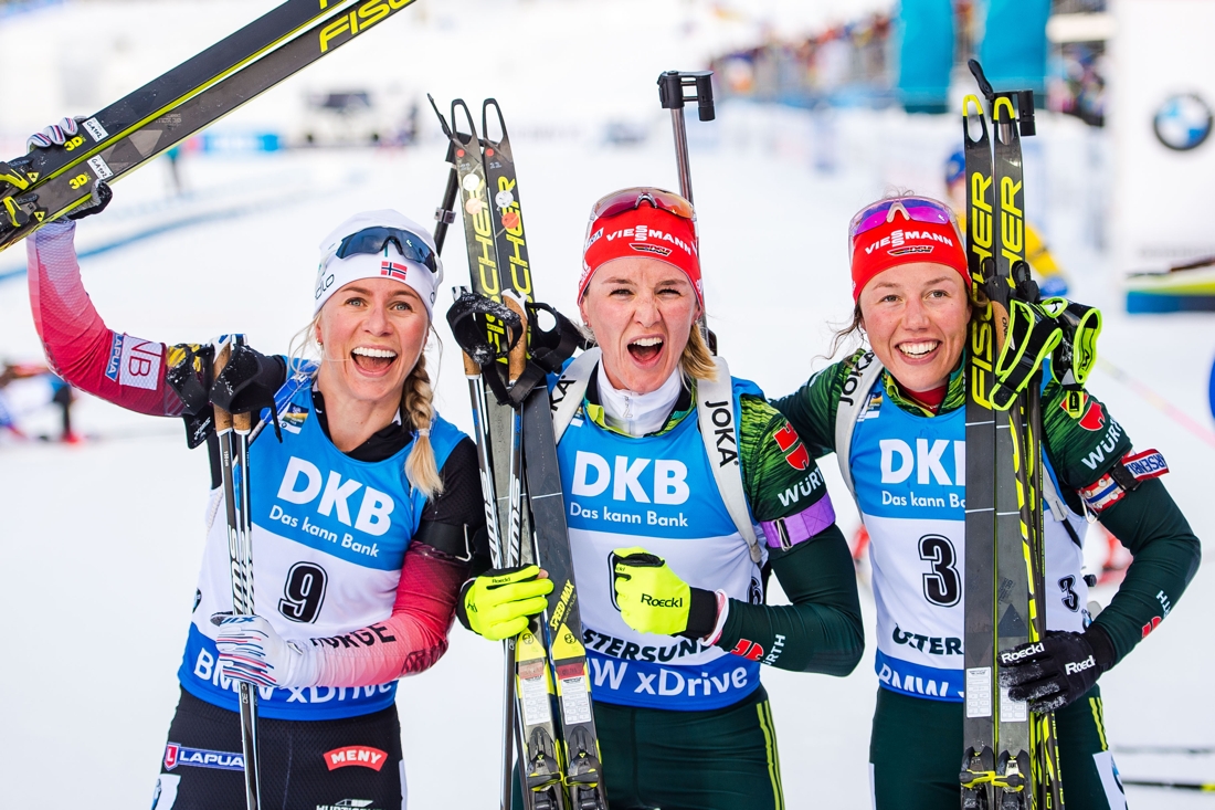 Medaljtrion Tiril Eckhoff, Denise Herrmann och Laura Dahlmeier. FOTO: Petter Arvidson/Bildbyr&aring;n.