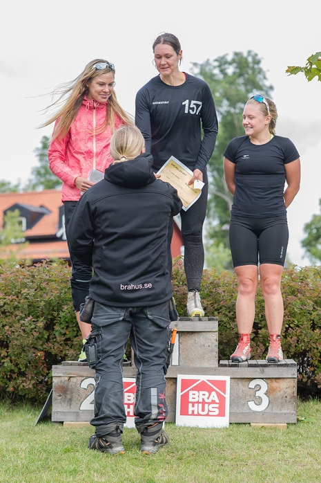 Dampallen: Annika L&ouml;fstr&ouml;m, Britta Johansson Norgren och Julia Angelsi&ouml;&ouml;. FOTO: UVK-rullen.