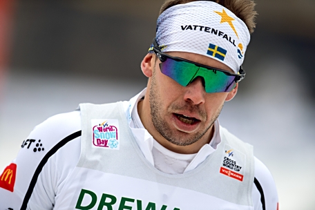 Många har räknat ut Emil Jönsson inför OS. I dag visade han att han kan åka fort igen. FOTO: Vegard Wivestad Grött/Bildbyrån.
