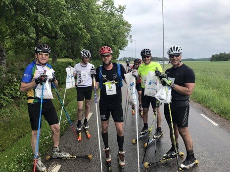 Kent Tigerberg, Thomas Helld&eacute;n, Michael Johansson, Lars-Erik Larsson och Mats-Erik Larsson efter m&aring;lg&aring;ng. FOTO: Lidk&ouml;pings VSK.