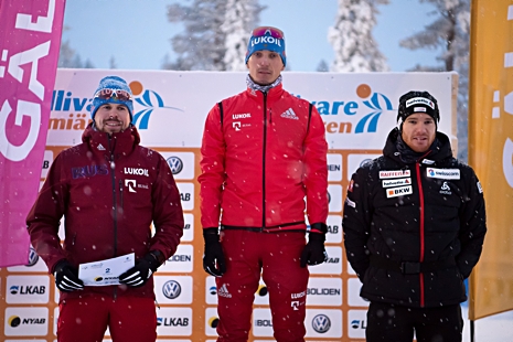 Ustiugov, Belov och Cologna på pallen. FOTO: Carl Sandin/Bildbyrån.