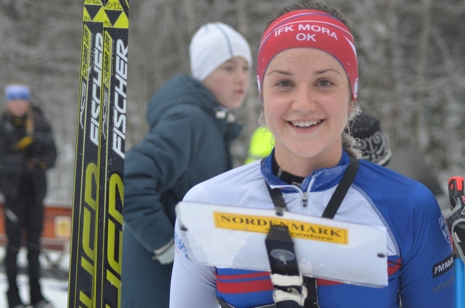 Magdalena Olsson tog EM-silver på långdistansen bakom ryskan Mariya Kechkina. FOTO: Johan Trygg/Längd.se.
