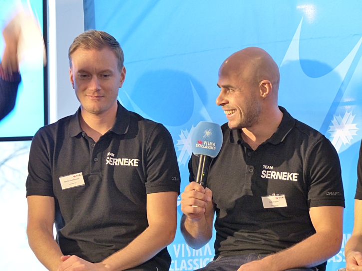Bob tillsammans med teamchefen Martin Holmstrand p&aring; Ski Classics presstr&auml;ff p&aring; torsdagen. FOTO: Johan Trygg/L&auml;ngd.se.