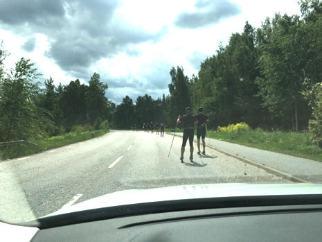 H&auml;r rullar det p&aring; vid H&auml;llby&aring;sen i Eskilstuna.