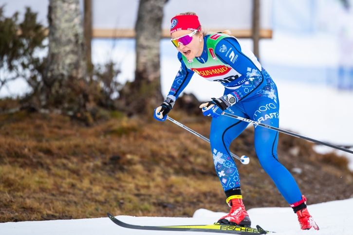 Stina Nilsson åkte in som trea i sitt första lopp för säsongen. FOTO: Johan Axelsson/Bildbyrån.