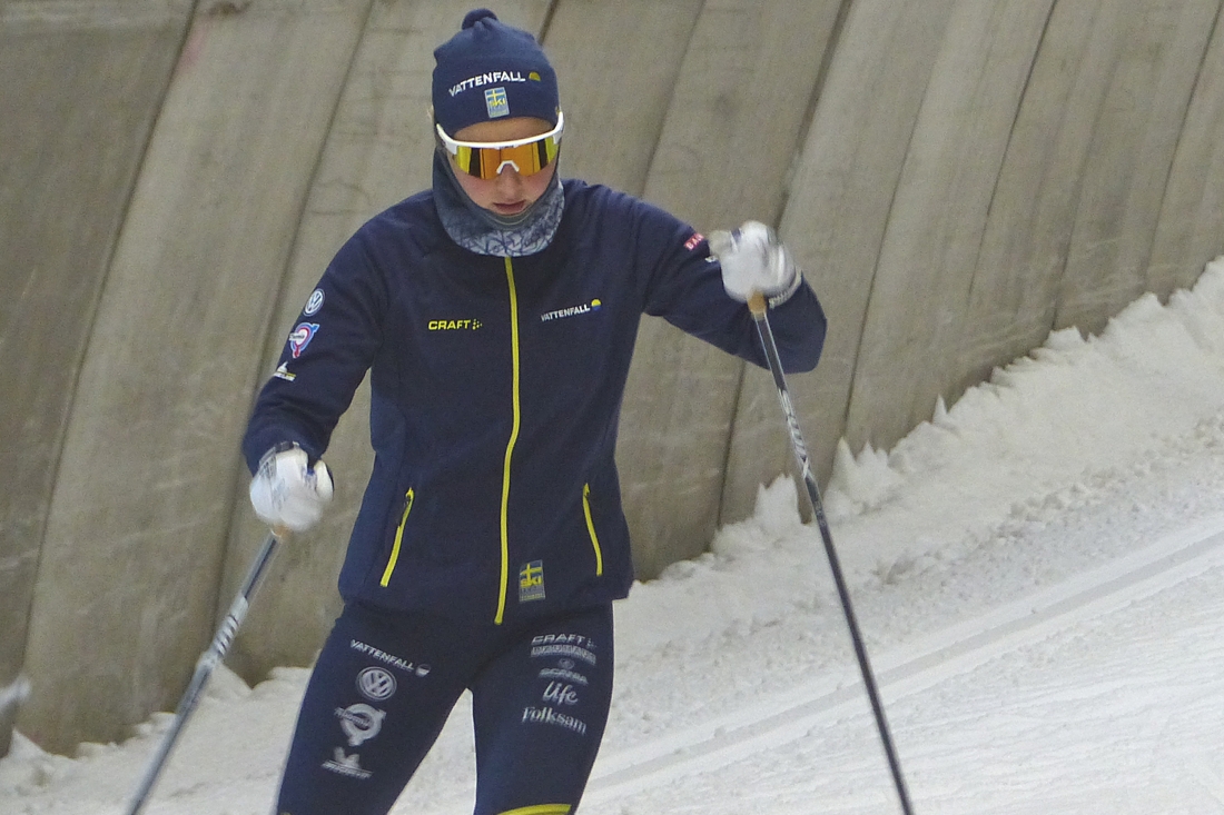 Stina i skidtunneln i Torsby d&auml;r hon gjort m&aring;nga mil genom &aring;ren. FOTO: Johan Trygg/L&auml;ngd.se.