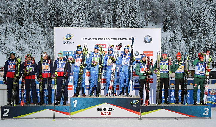 Sverige h&ouml;gt upp p&aring; pallen med fr&aring;n v&auml;nster: Peppe Femling, Martin Ponsiluoma, Torstein Stenersen och Sebastian Samuelsson. FOTO: GEPA pictures/ Hans Osterauer.