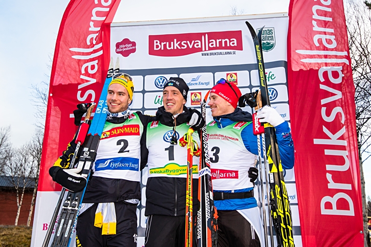 Glatt på pallen. Fr.v. Viktor Thorn, Calle Halfvarsson och Gustav Eriksson. FOTO: Johan Axelsson/Bildbyrån.