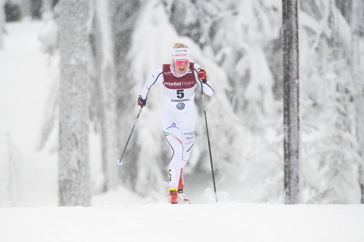 Lisa Vinsa åkte starkt och tog silver. Hennes första individuella SM-medalj som senior. FOTO: Simon Hastegård/Bildbyrån.