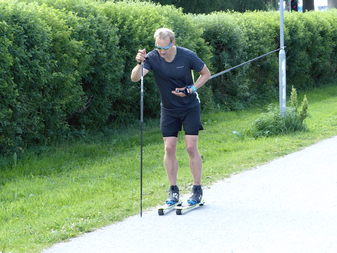 Teknikinstruktion av Jerry Ahrlin. FOTO: Johan Trygg/L&auml;ngd.se.