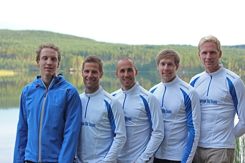 Lars Ljung, i mitten, från tiden i Helsinge Ski Team där övriga är från vänster; Anton Järnberg, Anders Högberg, Fredrik Byström och Daniel Rickardsson. FOTO: Helsinge Ski Team.