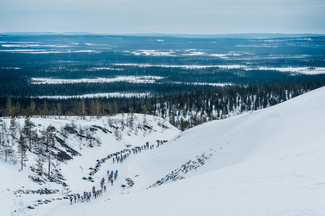 Man f&aring;r se m&aring;nga fina vyer under 70 kilometer l&aring;nga Yll&auml;s-Levi. FOTO: Visma Ski Classics/Magnus &Ouml;sth. 